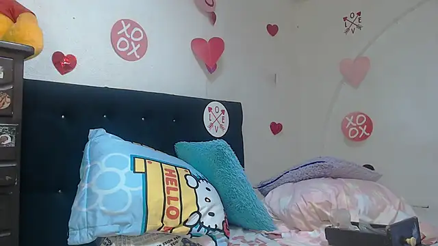 valerivegass online show from March 16, 2026, 2:32 pm