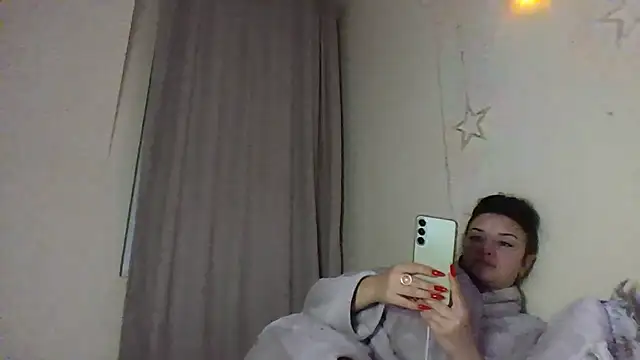 Snapshot of Linusya chatting on December 14, 2025, 5:40 pm Linusya online show from December 14, 2025, 5:40 pm