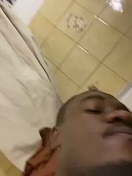 Pinepool21 online show from October 12, 2025, 2:35 am