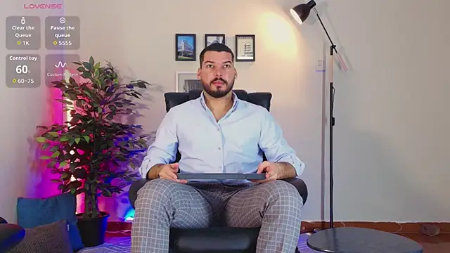 Snapshot of HenryBenso chatting on October 16, 2025, 4:26 pm HenryBenso online show from October 16, 2025, 4:26 pm