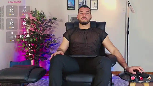 Snapshot of HenryBenso chatting on October 21, 2025, 5:34 pm HenryBenso online show from October 21, 2025, 5:34 pm