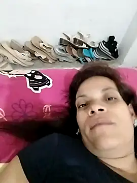 Snapshot of EscortRegina3535 chatting on November 30, 2025, 6:03 am EscortRegina3535 online show from November 30, 2025, 6:03 am