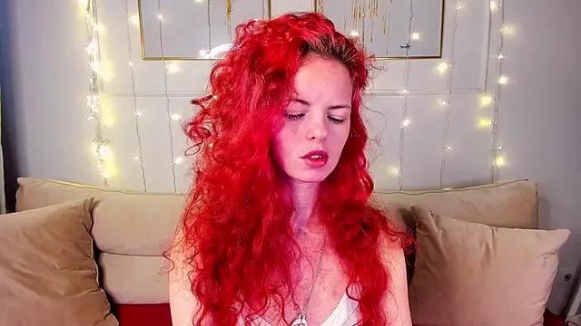 RubyAttwood online show from February 6, 2025, 11:20 am