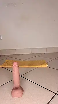 Snapshot of Perqueen chatting on November 23, 2025, 11:42 am Perqueen online show from November 23, 2025, 11:42 am