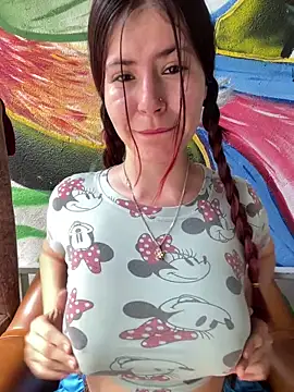 Snapshot of Hotnightsexxx chatting on June 17, 2026, 6:40 pm Hotnightsexxx online show from June 17, 2026, 6:40 pm