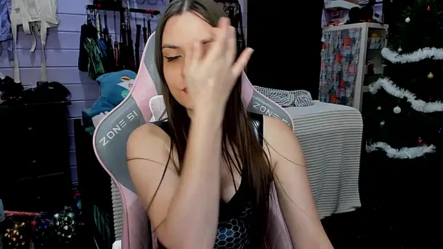 Snapshot of Stroynyash chatting on December 28, 2024, 10:02 pm Stroynyash online show from December 28, 2024, 10:02 pm