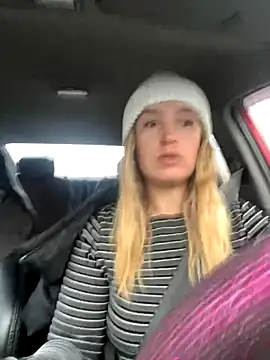 StasyWood online show from October 26, 2025, 1:50 am