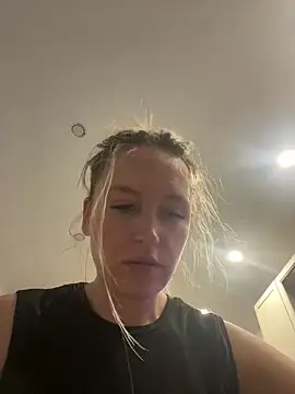 StasyWood online show from February 12, 2026, 1:38 am