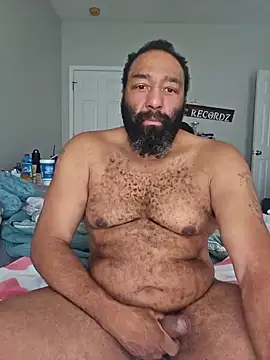 Bearhoney843 online show from December 3, 2024, 5:28 pm