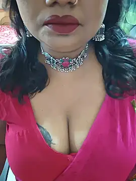 Snapshot of YR-SHIVANI chatting on July 12, 2026, 5:41 am YR-SHIVANI online show from July 12, 2026, 5:41 am