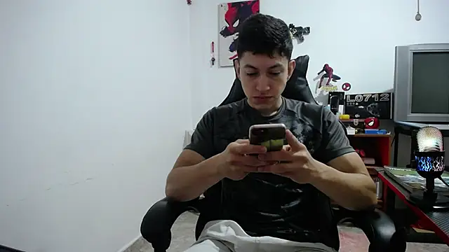 Iam yourbabyprincess XD online show from February 9, 2026, 7:45 pm