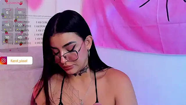 Hinataw33d01 online show from March 3, 2025, 11:35 pm