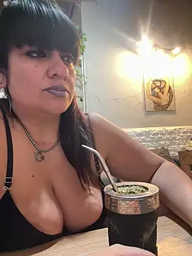 Sensualmente333 online show from July 28, 2026, 12:45 pm