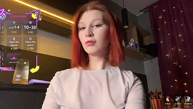 Snapshot of ilona_wine chatting on November 11, 2025, 9:20 pm ilona wine online show from November 11, 2025, 9:20 pm