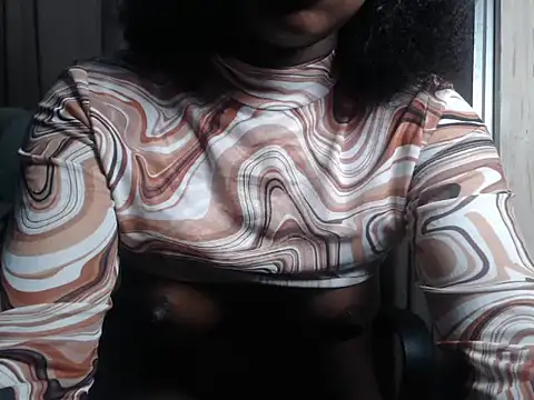Snapshot of leslie_bebby2 chatting on June 14, 2026, 11:17 pm leslie bebby2 online show from June 14, 2026, 11:17 pm
