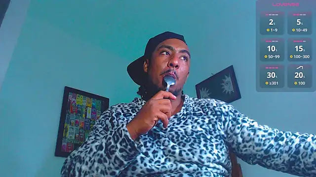 yosoy enzo2020 online show from June 12, 2026, 4:21 am