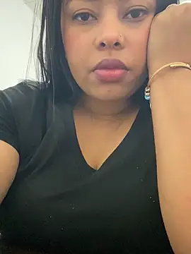 Snapshot of PUSHYLATE chatting on November 23, 2025, 3:55 pm PUSHYLATE online show from November 23, 2025, 3:55 pm