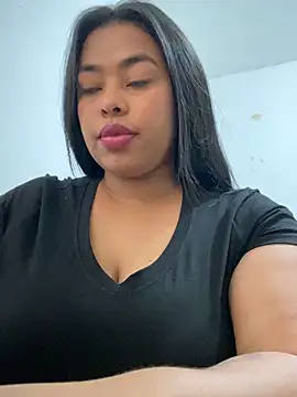 Snapshot of PUSHYLATE chatting on November 28, 2025, 6:41 pm PUSHYLATE online show from November 28, 2025, 6:41 pm