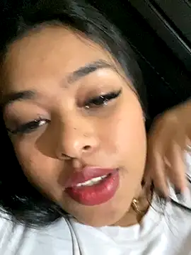 Snapshot of PUSHYLATE chatting on October 19, 2025, 5:48 pm PUSHYLATE online show from October 19, 2025, 5:48 pm