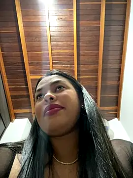 Snapshot of PUSHYLATE chatting on November 22, 2025, 1:26 am PUSHYLATE online show from November 22, 2025, 1:26 am