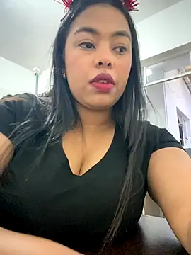 Snapshot of PUSHYLATE chatting on December 1, 2025, 1:12 pm PUSHYLATE online show from December 1, 2025, 1:12 pm