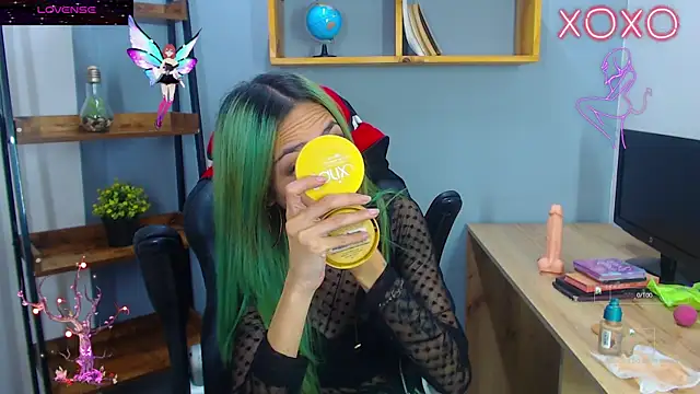 Snapshot of Erika_Stevens chatting on October 28, 2025, 12:00 am Erika Stevens online show from October 28, 2025, 12:00 am