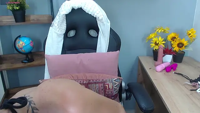 Erika Stevens online show from May 8, 2026, 3:16 pm