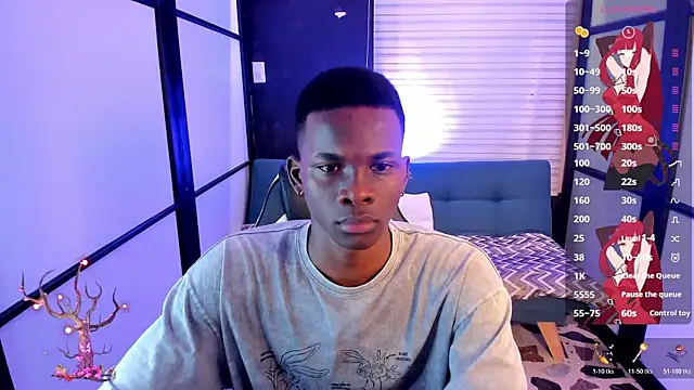 JacksonMuller  online show from November 8, 2025, 1:36 pm