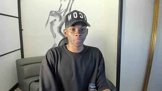 JacksonMuller  online show from October 9, 2025, 1:22 pm