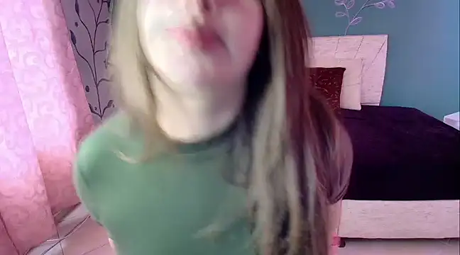 Snapshot of MariamCute_ chatting on February 19, 2025, 8:20 pm MariamCute online show from February 19, 2025, 8:20 pm