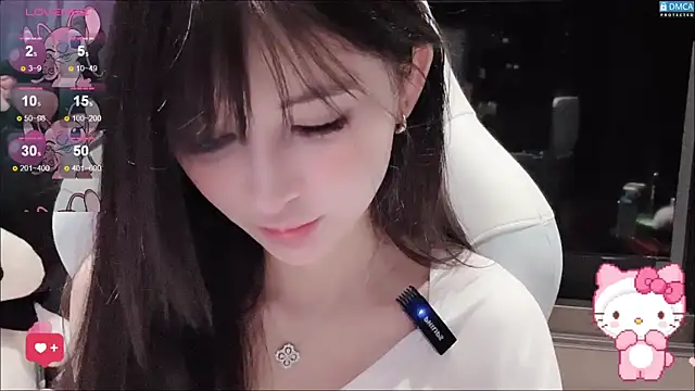 Snapshot of fog- chatting on October 9, 2025, 6:36 am fog- online show from October 9, 2025, 6:36 am