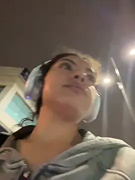 Snapshot of Nathcurly_ chatting on March 12, 2025, 5:46 am Nathcurly online show from March 12, 2025, 5:46 am