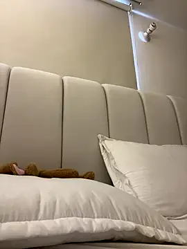 Snapshot of Nathcurly_ chatting on September 11, 2025, 9:15 pm Nathcurly online show from September 11, 2025, 9:15 pm