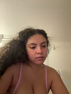 Snapshot of Nathcurly_ chatting on October 17, 2025, 3:32 am Nathcurly online show from October 17, 2025, 3:32 am