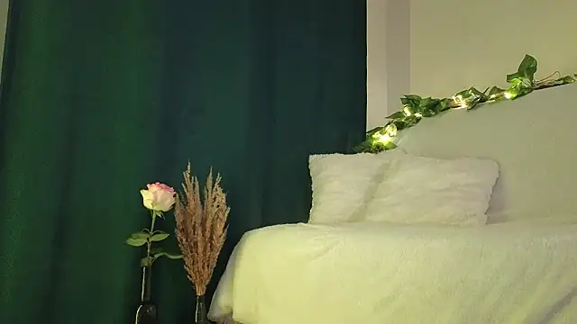 Snapshot of kristina_amurova chatting on October 30, 2025, 10:06 pm kristina amurova online show from October 30, 2025, 10:06 pm