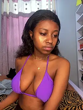 Snapshot of hot_daily chatting on November 24, 2025, 4:45 am hot daily online show from November 24, 2025, 4:45 am