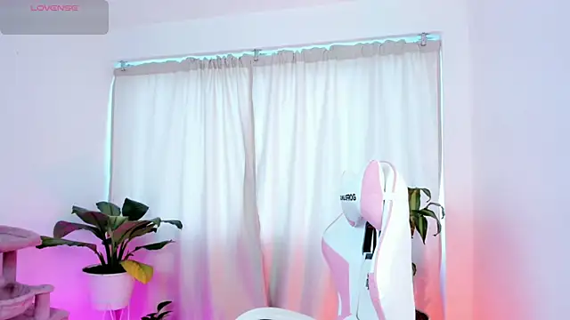 Snapshot of kali_ka_ chatting on March 20, 2025, 12:43 pm kali ka online show from March 20, 2025, 12:43 pm