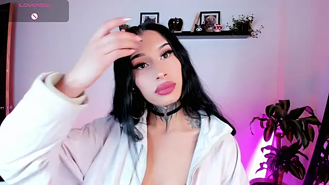 Snapshot of kali_ka_ chatting on October 2, 2025, 6:44 pm kali ka online show from October 2, 2025, 6:44 pm