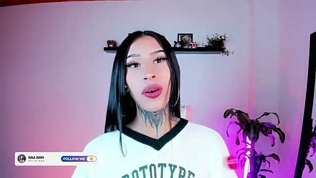 Snapshot of kali_ka_ chatting on October 23, 2025, 9:24 pm kali ka online show from October 23, 2025, 9:24 pm