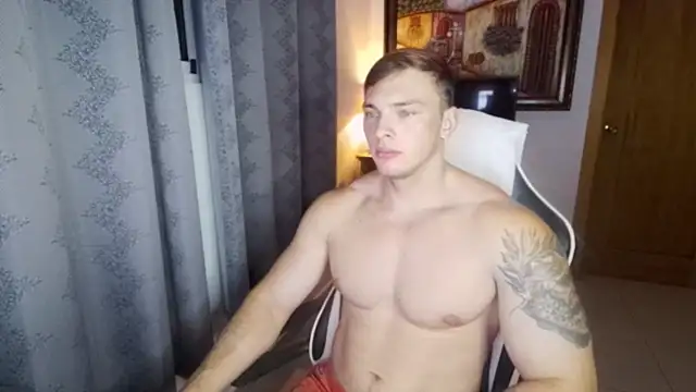 Snapshot of YourHotGreg chatting on November 4, 2025, 2:26 am YourHotGreg online show from November 4, 2025, 2:26 am