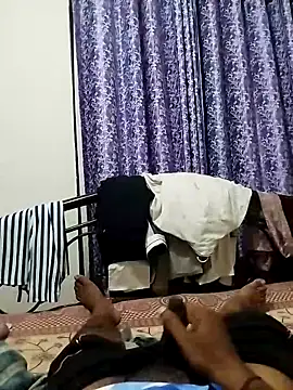 Snapshot of findmemylove chatting on September 25, 2025, 8:04 pm findmemylove online show from September 25, 2025, 8:04 pm