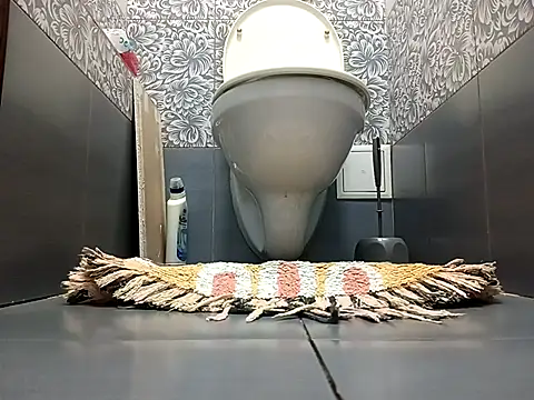 zsd off online show from October 12, 2025, 10:33 pm