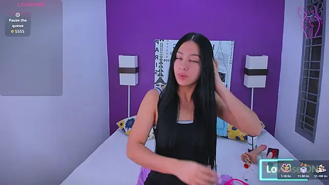 Snapshot of Lila_Pinky chatting on October 26, 2025, 11:54 am Lila Pinky online show from October 26, 2025, 11:54 am