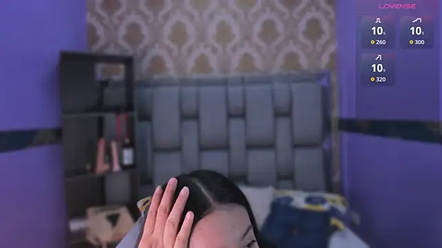 Snapshot of Lila_Pinky chatting on November 28, 2025, 12:49 pm Lila Pinky online show from November 28, 2025, 12:49 pm