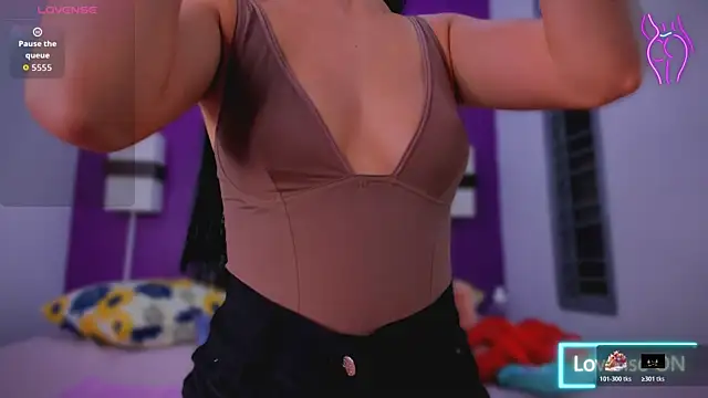 Snapshot of Lila_Pinky chatting on October 17, 2025, 1:02 pm Lila Pinky online show from October 17, 2025, 1:02 pm