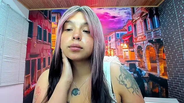 Snapshot of Small_naughty_ chatting on October 21, 2025, 1:32 pm Small naughty online show from October 21, 2025, 1:32 pm