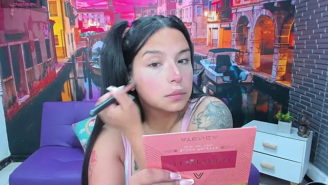 Snapshot of Small_naughty_ chatting on December 5, 2025, 1:43 pm Small naughty online show from December 5, 2025, 1:43 pm