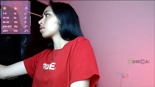 Snapshot of lilylouisee chatting on February 11, 2025, 12:17 am lilylouisee online show from February 11, 2025, 12:17 am