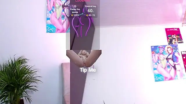 Anni foxi online show from November 19, 2025, 2:06 pm