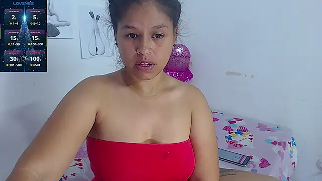 Hazel donna online show from November 14, 2025, 5:33 am